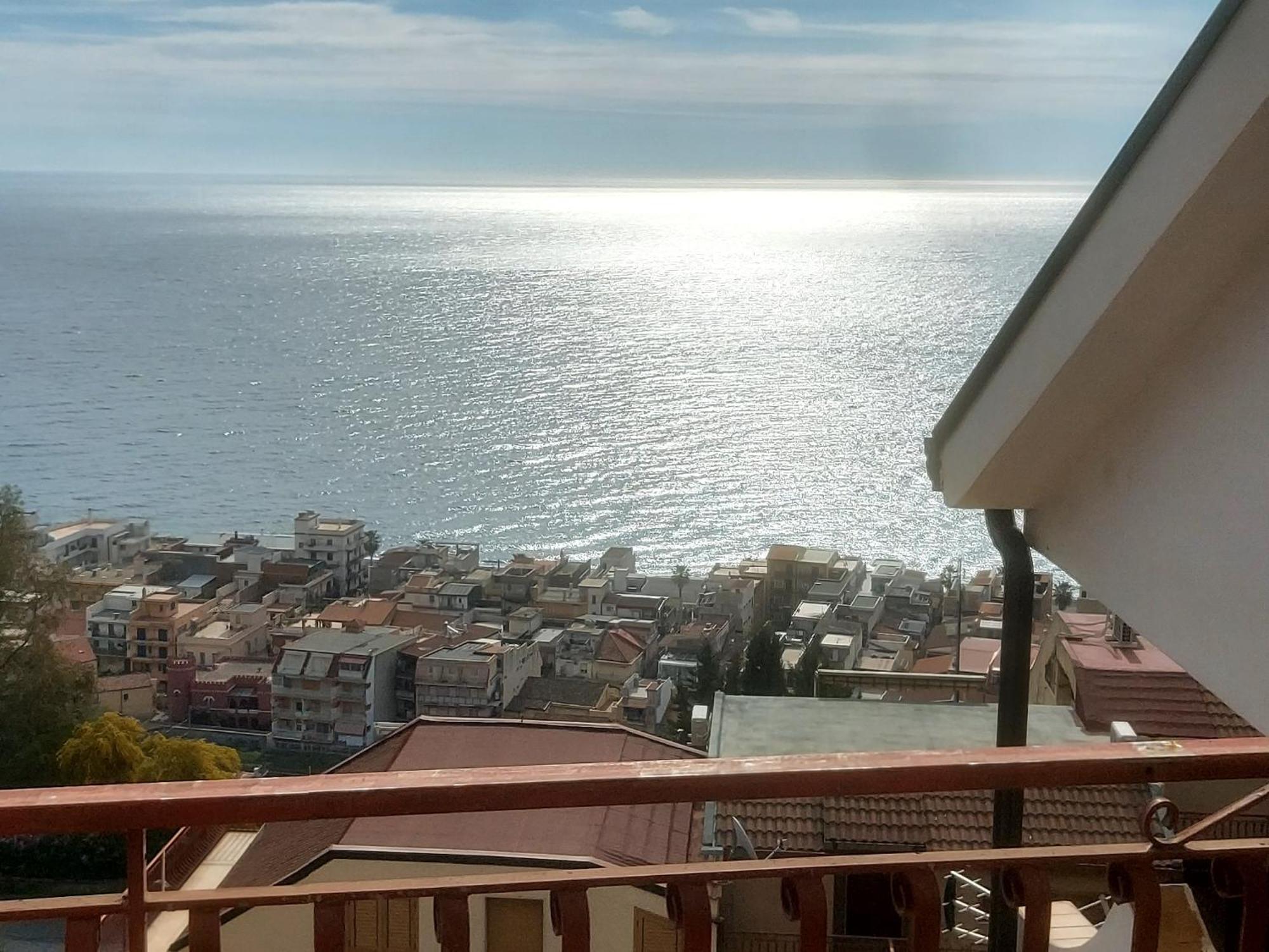 Apartamento Poggio Giaele Mazzeo Exterior foto